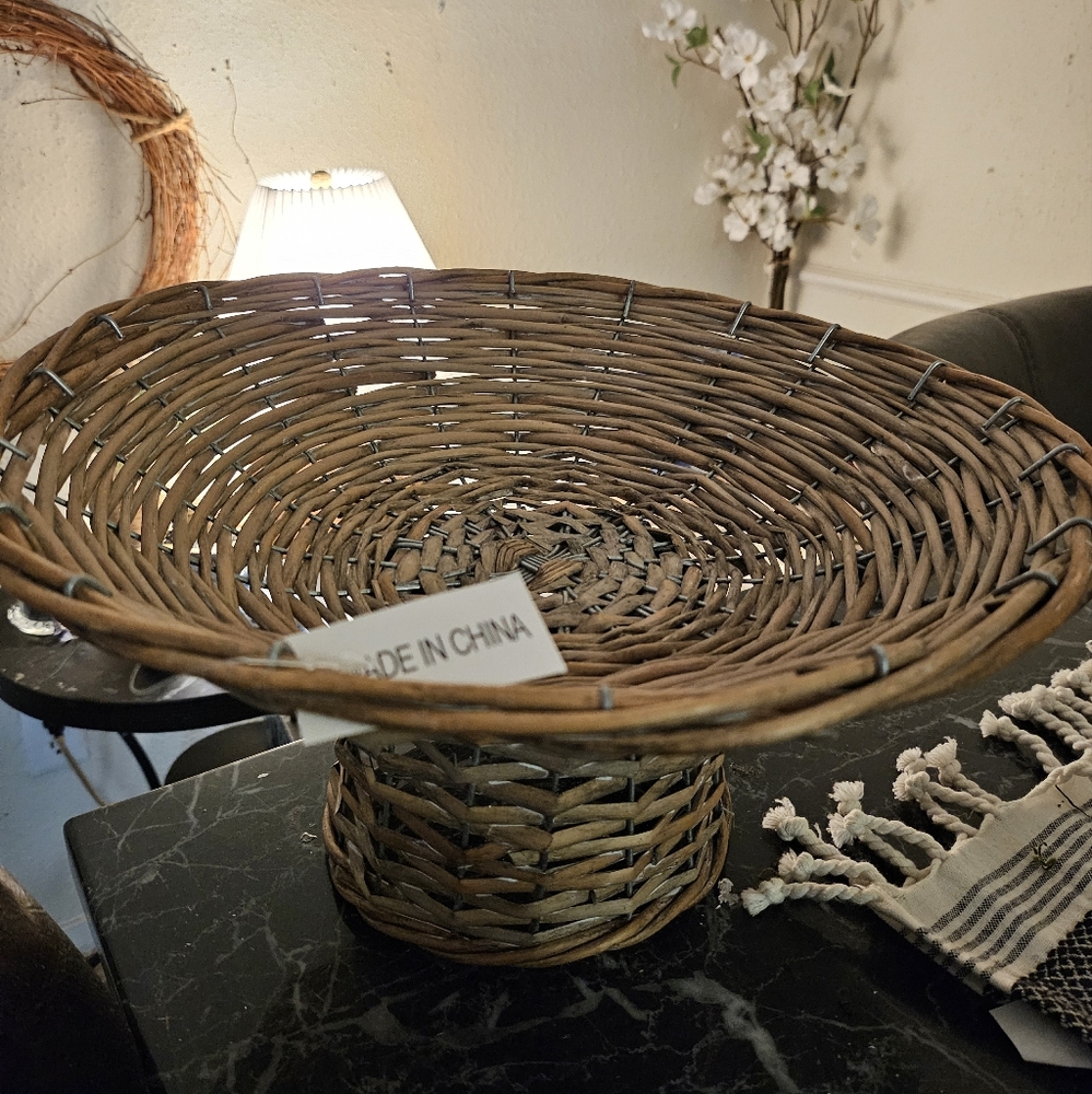 Woven Basket Stand